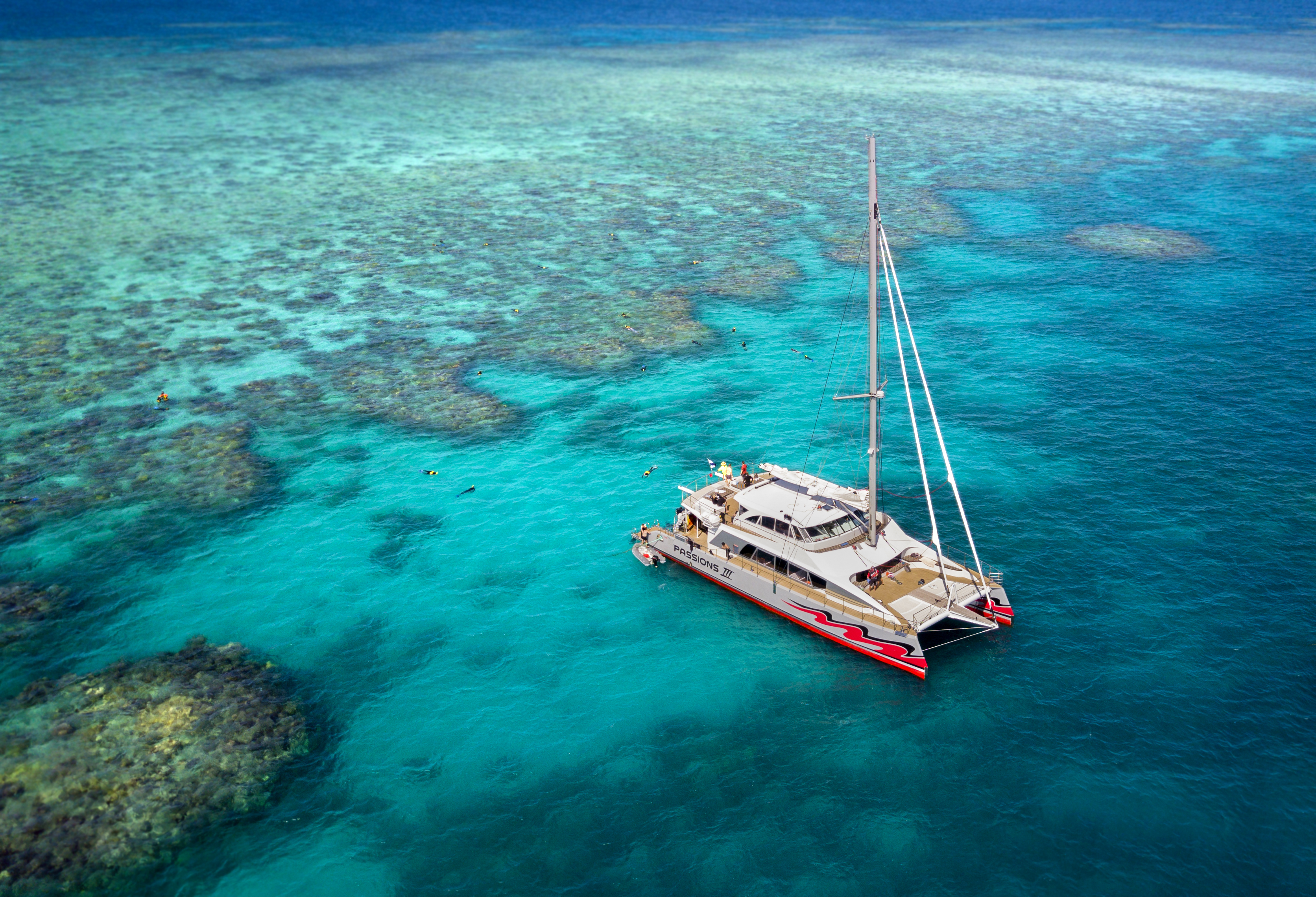 Fly & Sail Cairns Reef Package | GSL Aviation scenic flight over the Great Barrier Reef, Cairns (1)