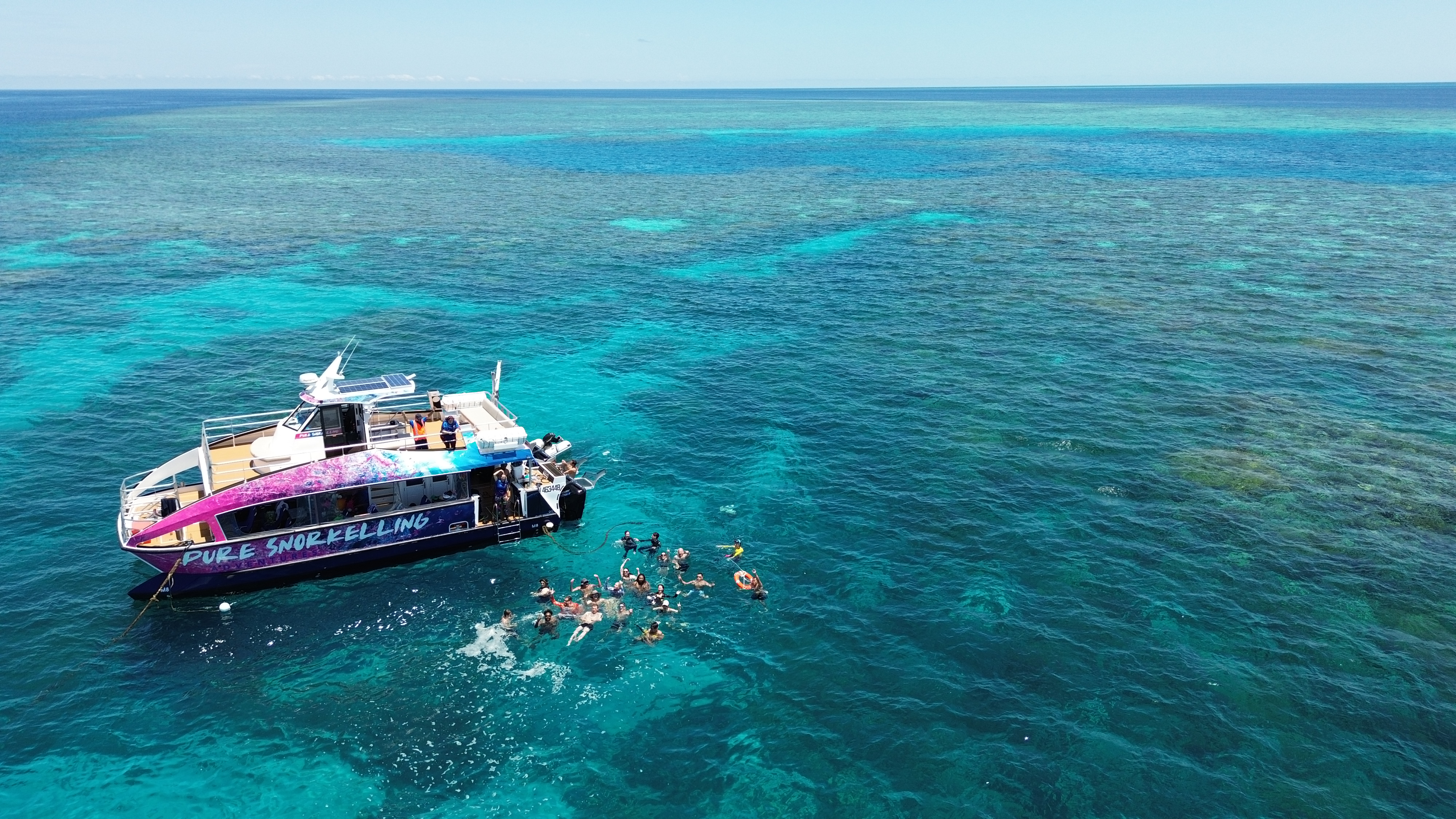 Fly & Snorkel | GSL Aviation scenic flight over the Great Barrier Reef, Cairns (1)